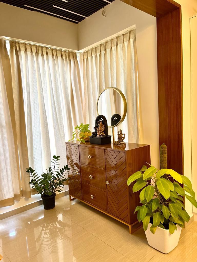 Wood Console + Mirror — Hosur Road Bangalore